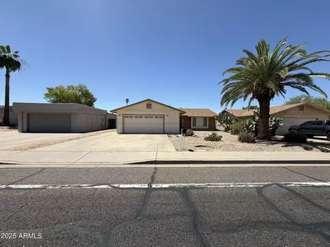 3827 E Sweetwater Ave, Phoenix, AZ 85032