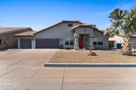4326 W Whispering Wind Dr, Glendale, AZ 85310