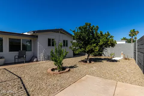 Exterior - 2463 E Fox St, Mesa, AZ 85213 photo 4 of 7