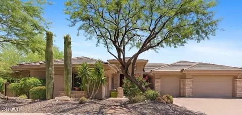 42013 N La Crosse Trl, Phoenix, AZ 85086