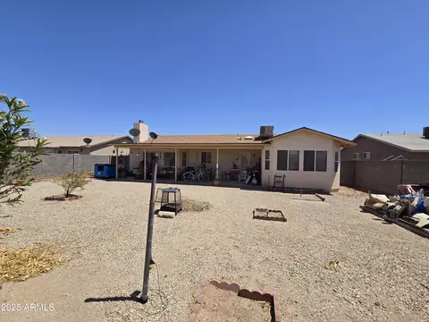 Exterior - 804 W Hess Ave, Coolidge, AZ 85128 photo 6 of 10