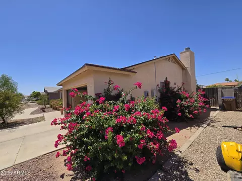 Exterior - 804 W Hess Ave, Coolidge, AZ 85128 photo 4 of 10