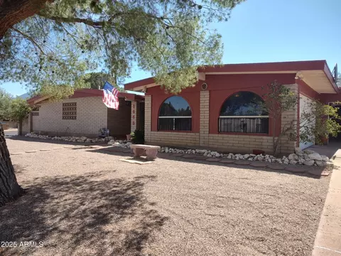 1665 E Crestwood Dr, Sierra Vista, AZ 85635