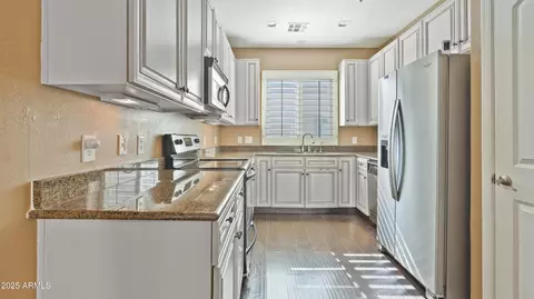 Kitchen - 4169 E Jasper Dr, Gilbert, AZ 85296 photo 1 of 1