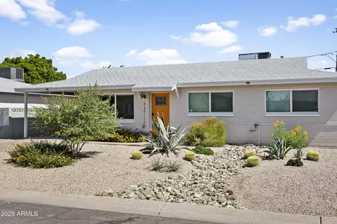 Exterior - 912 E Orchid Ln, Phoenix, AZ 85020 photo 2 of 8