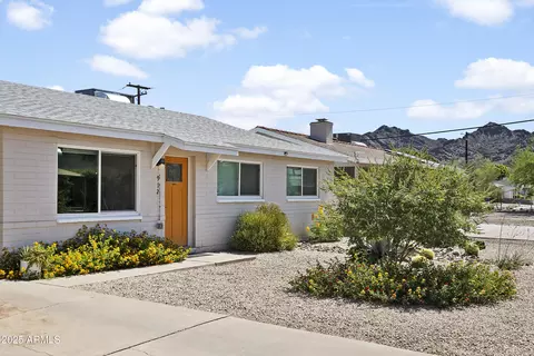 912 E Orchid Ln, Phoenix, AZ 85020