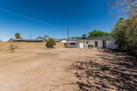 Exterior - 5301 E Windsor Ave, Phoenix, AZ 85008 photo 6 of 9