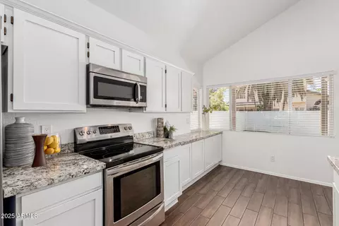 2137 E New Bedford Dr, Gilbert, AZ 85234 photo 10