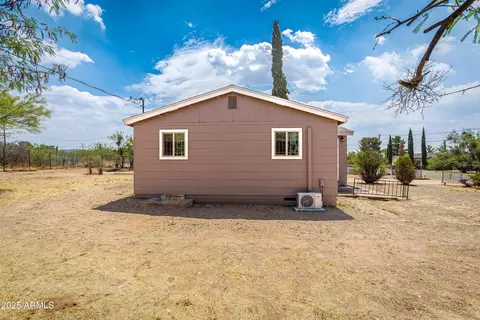 Exterior - 208 Hereford Rd, Bisbee, AZ 85603 photo 6 of 7