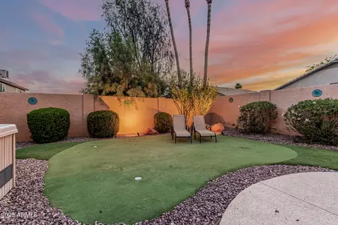 Exterior - 2108 E Patrick Ln, Phoenix, AZ 85024 photo 3 of 6