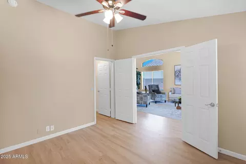 916 E Beautiful Ln, Phoenix, AZ 85042 photo 6