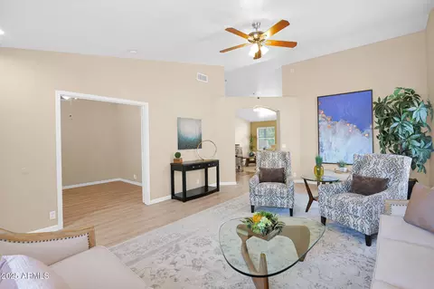 916 E Beautiful Ln, Phoenix, AZ 85042 photo 5