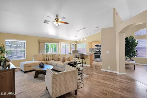 916 E Beautiful Ln, Phoenix, AZ 85042 photo 18