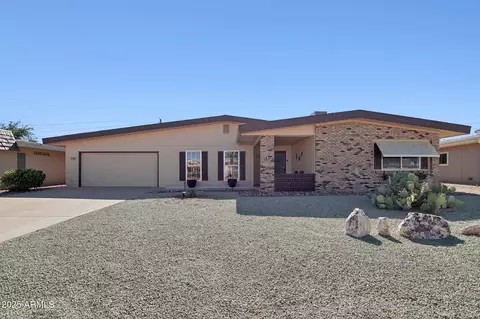 11181 W Palmeras Dr, Sun City, AZ 85373