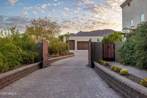 Exterior - 2280 W Mckellips Blvd, Apache Junction, AZ 85120 photo 5 of 21