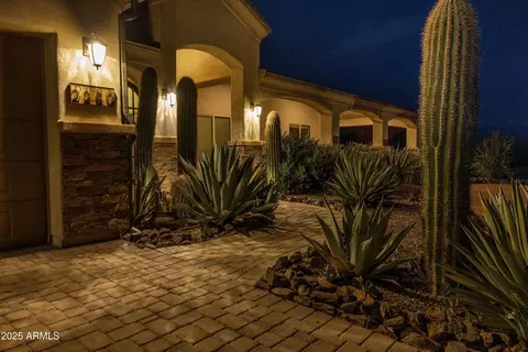 Exterior - 2280 W Mckellips Blvd, Apache Junction, AZ 85120 photo 16 of 21