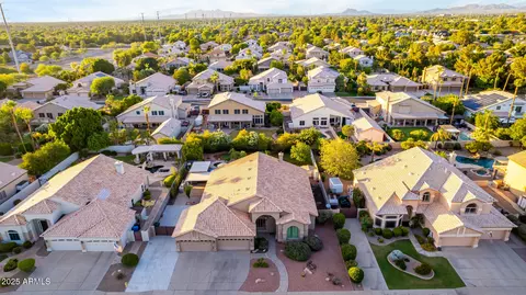 View/Area - 2058 E Marlene Dr, Gilbert, AZ 85296 photo 8 of 19