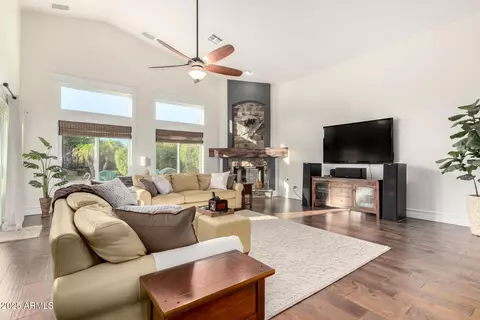 Living - 2058 E Marlene Dr, Gilbert, AZ 85296 photo 1 of 2