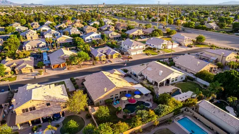View/Area - 2058 E Marlene Dr, Gilbert, AZ 85296 photo 16 of 19