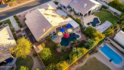 View/Area - 2058 E Marlene Dr, Gilbert, AZ 85296 photo 15 of 19