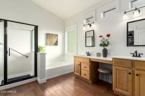 Bath - 2058 E Marlene Dr, Gilbert, AZ 85296 photo 2 of 5