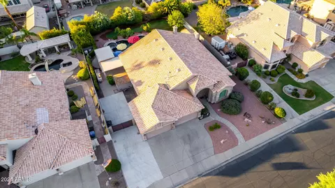 View/Area - 2058 E Marlene Dr, Gilbert, AZ 85296 photo 4 of 19