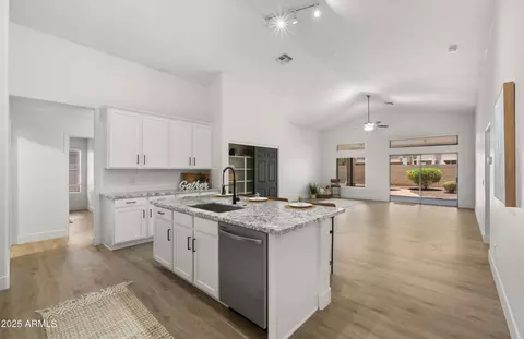 10046 E Posada Ave, Mesa, AZ 85212 photo 6