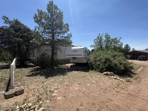 1998 Stagg Run, Overgaard, AZ 85933 photo 8