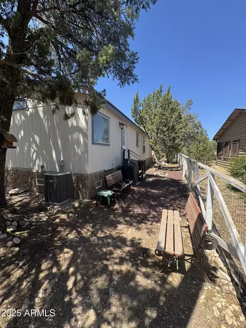 1998 Stagg Run, Overgaard, AZ 85933 photo 14