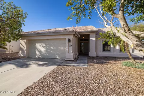 3956 N 151st Dr, Goodyear, AZ 85395