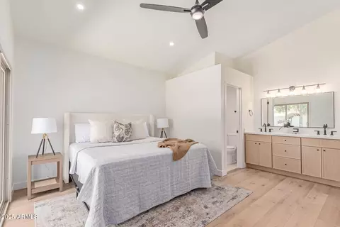 967 E Hearne Way, Gilbert, AZ 85234 photo 13