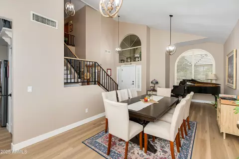 Dining - 91 W Baylor Ln, Gilbert, AZ 85233 photo 4 of 5