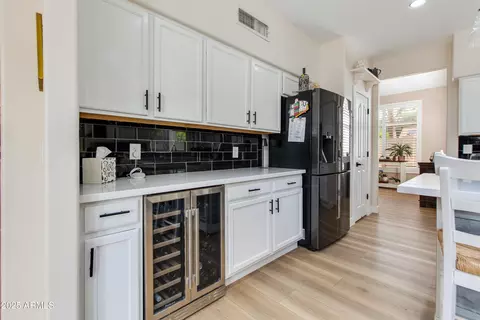 Kitchen - 91 W Baylor Ln, Gilbert, AZ 85233 photo 4 of 6
