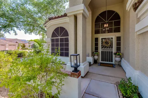 Exterior - 91 W Baylor Ln, Gilbert, AZ 85233 photo 4 of 20
