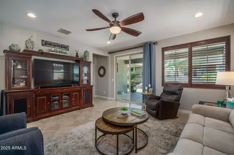 22574 W Moonlight Path, Buckeye, AZ 85326 photo 11