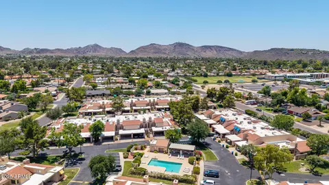 26 E Coral Gables Dr, Phoenix, AZ 85022 photo 40