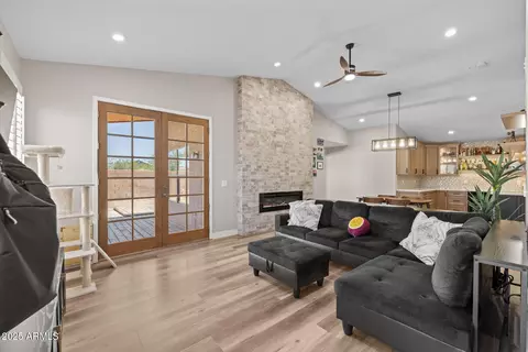 Other - 718 E Devon Dr, Gilbert, AZ 85296 photo 3 of 11