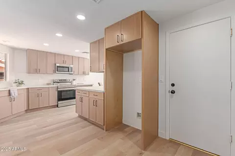 Entry Way - 6439 E Redmont Dr, Mesa, AZ 85215 photo 2 of 3