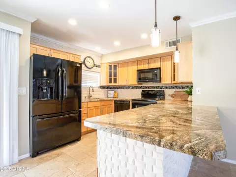 Kitchen - 1401 E Puget Ave #24, Phoenix, AZ 85020 photo 1 of 4
