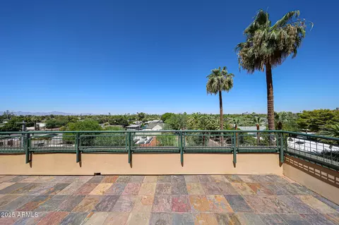 17 W Vernon Ave #420, Phoenix, AZ 85003