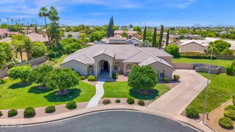 1940 N Stevens Cir, Mesa, AZ 85205