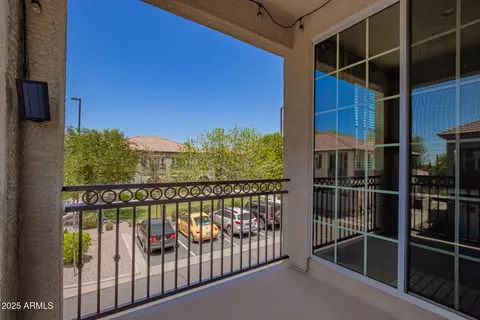 Exterior - 4705 E Red Oak Ln #101, Gilbert, AZ 85297 photo 2 of 3