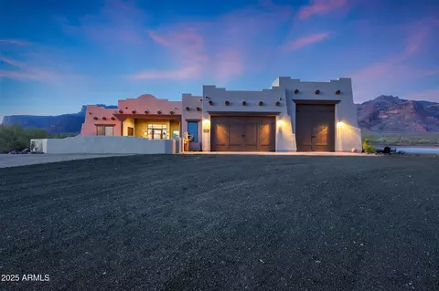 9300 E Bunny Ear Ln, Gold Canyon, AZ 85118