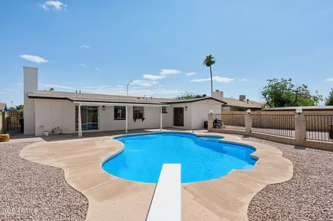 742 E Garnet Ave, Mesa, AZ 85204