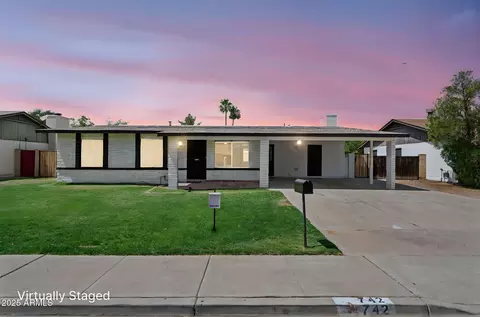 742 E Garnet Ave, Mesa, AZ 85204 photo 3