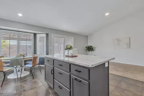 2911 E Leland St, Mesa, AZ 85213 photo 9
