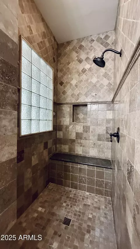 Bath - 4277 E Blue Sage Ct, Gilbert, AZ 85297 photo 2 of 2