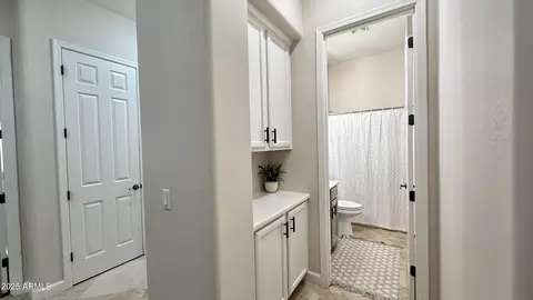 Entry Way - 4277 E Blue Sage Ct, Gilbert, AZ 85297 photo 6 of 13