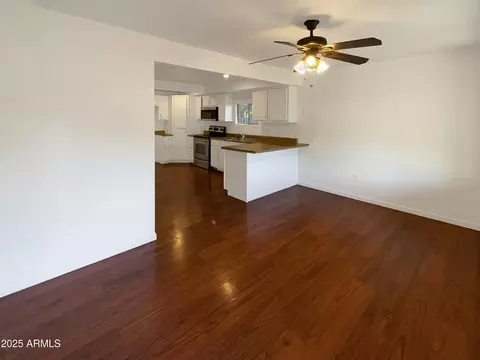 Living - 1048 E 6th Ave, Mesa, AZ 85204 photo 2 of 6