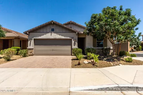 7423 S 28th Pl, Phoenix, AZ 85042